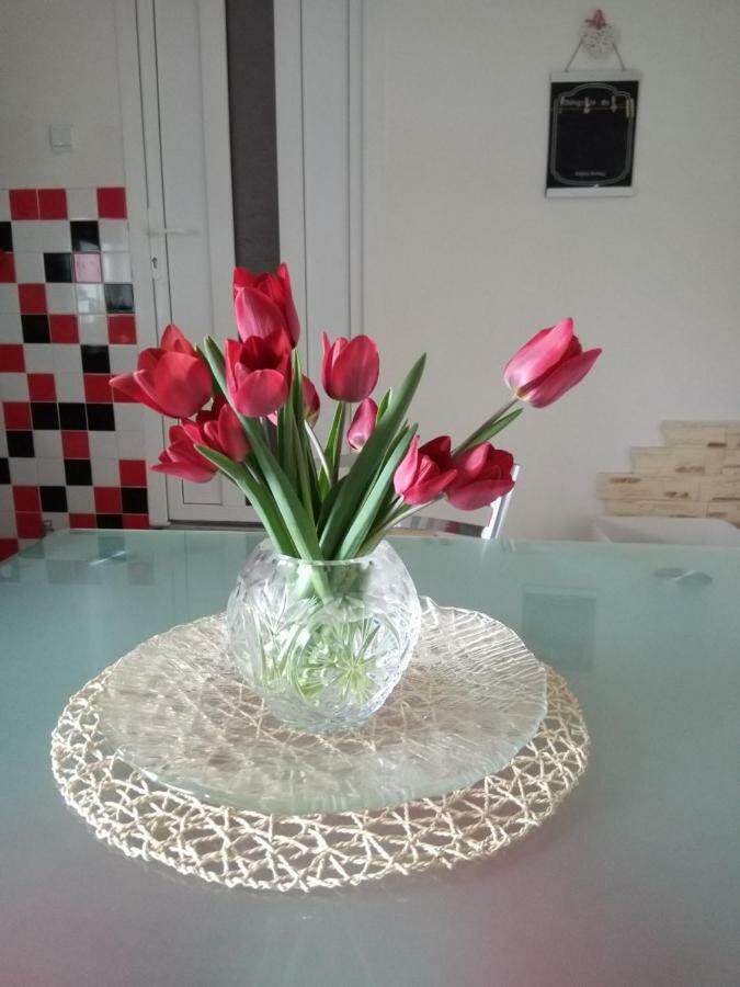 Khomenko *